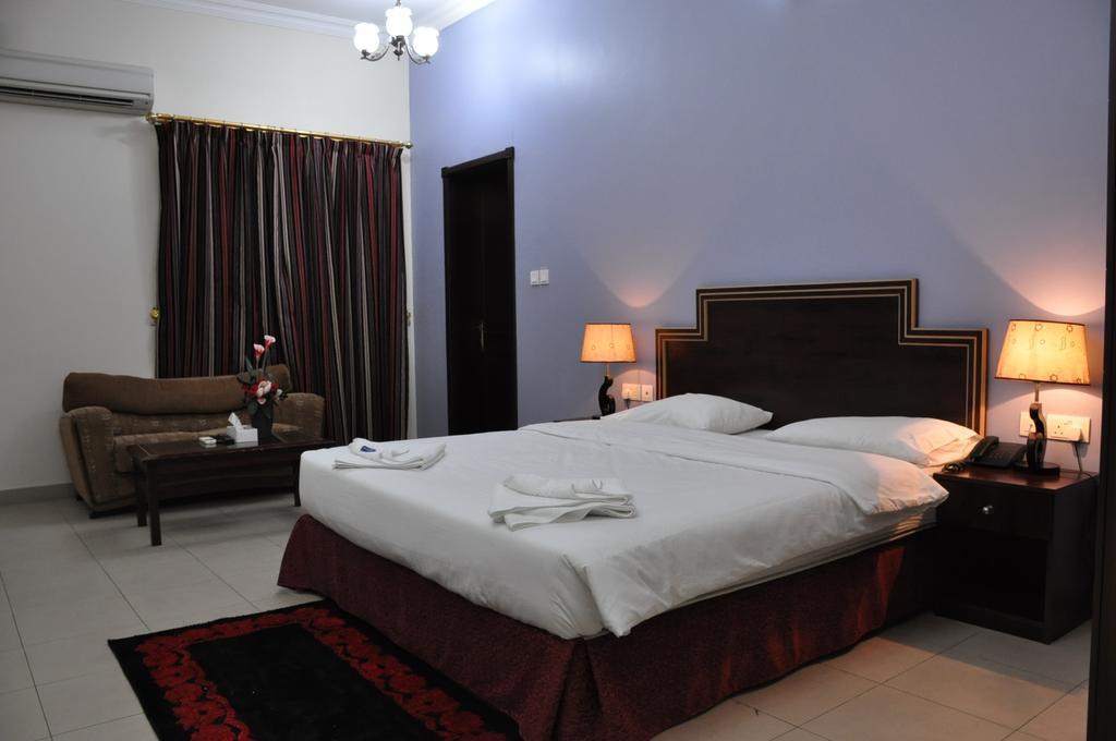 Sahara Hotel Apartments Muscat Exteriör bild