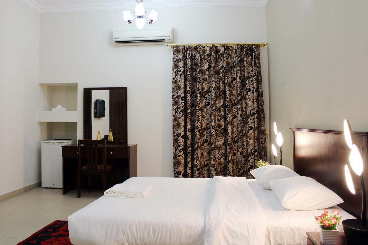 Sahara Hotel Apartments Muscat Exteriör bild